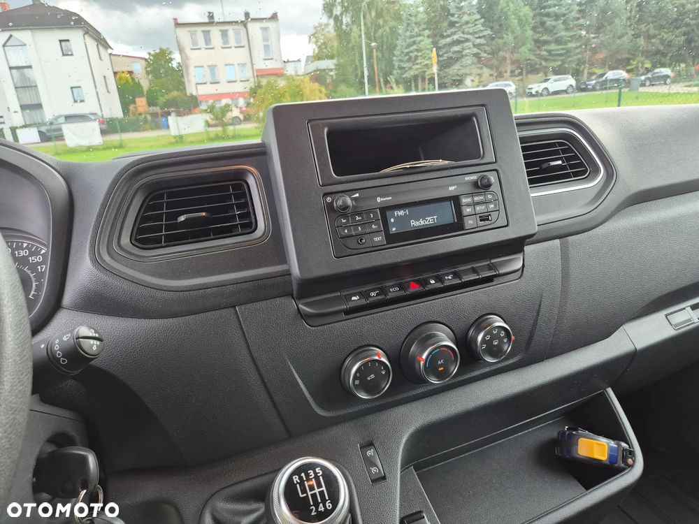 Nissan nv400 Master 2,3 - 18