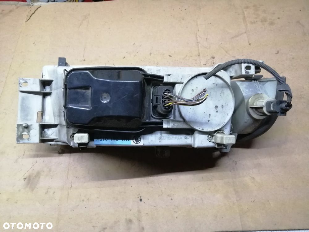 Skoda Octavia I Lift lampy przód komplet 1U1941015K 1U1941016K EU - 6