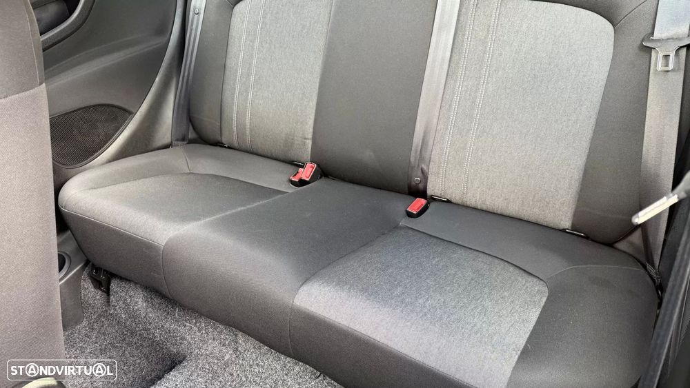 Fiat Punto 1.3 M-Jet Lounge Start&Stop - 31