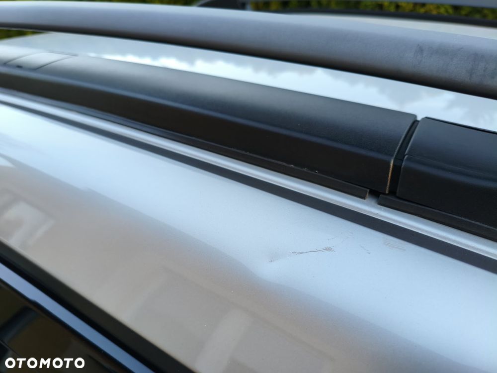 Dacia Sandero 0.9 TCe Laureate S&S EU6 - 13