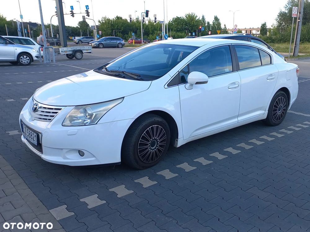 Toyota Avensis 2.0 D-4D Luna - 5