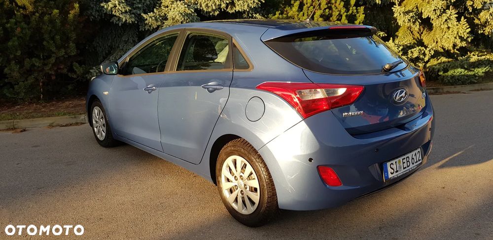 Hyundai i30 blue 1.4 Classic - 7