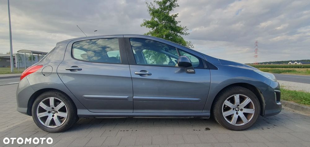 Peugeot 308 1.6 Premium Plus - 2