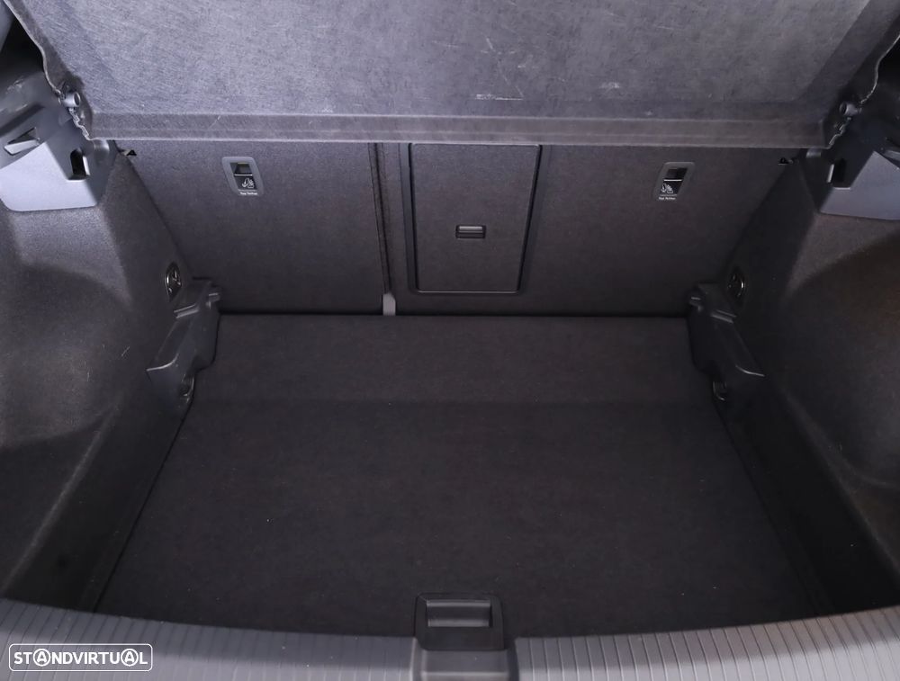 VW T-Roc 1.0 TSI OPF R-Line - 11