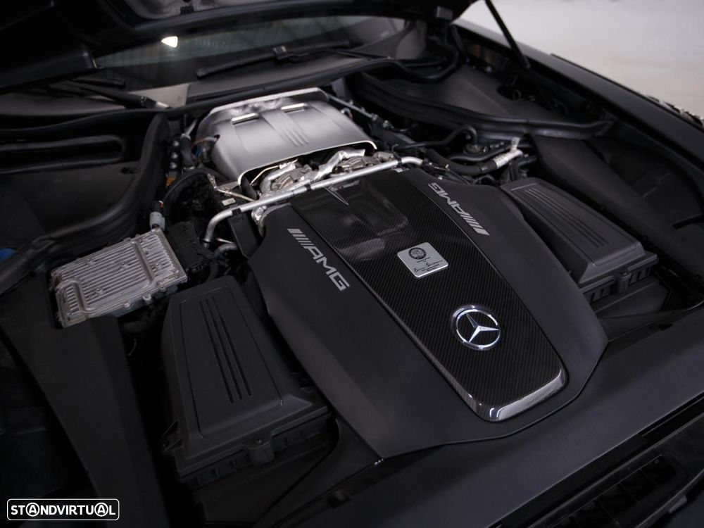 Mercedes-Benz AMG GT R - 19