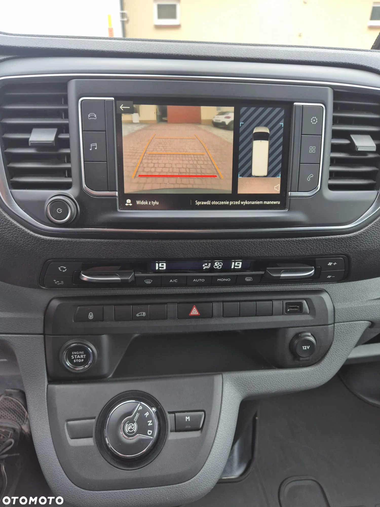 Opel VIVARO 2.0 Automat - 20