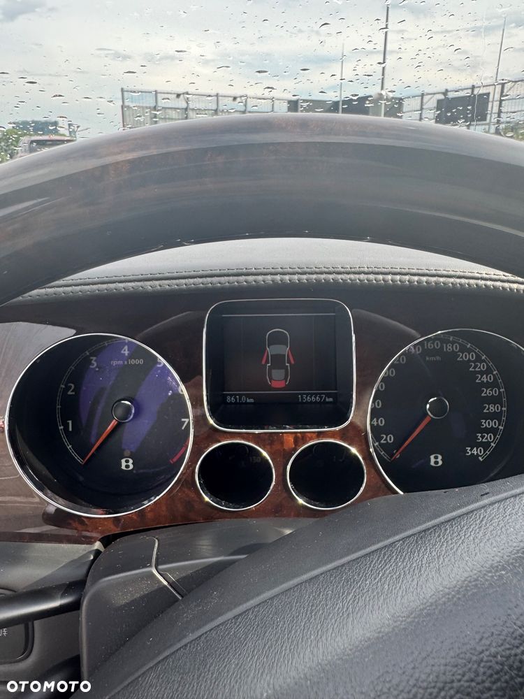 Bentley Continental GT - 7