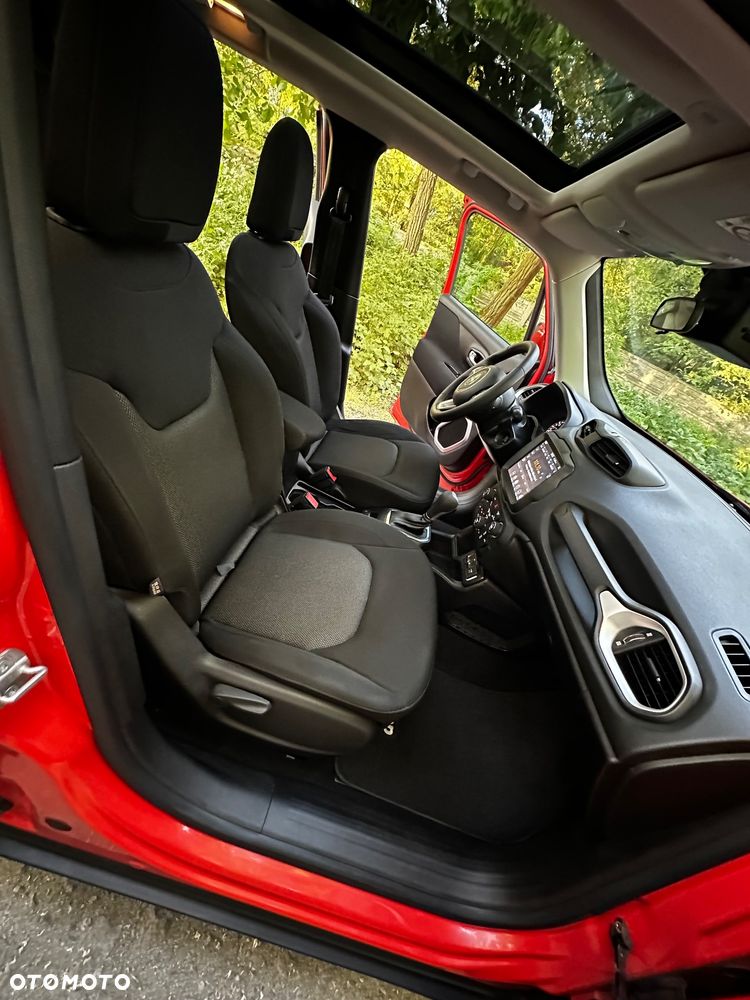 Jeep Renegade 1.3 GSE T4 Turbo Longitude FWD S&S - 11