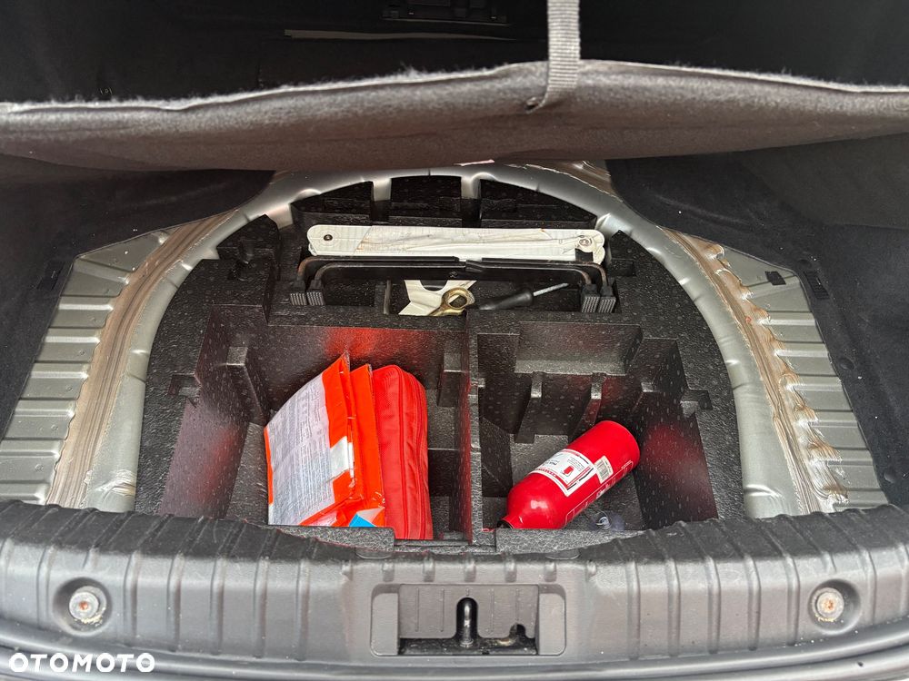 Alfa Romeo 159 1.9JTS Impression - 25