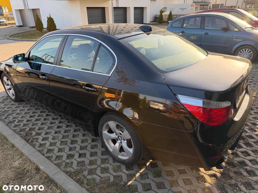 BMW Seria 5 520d - 13