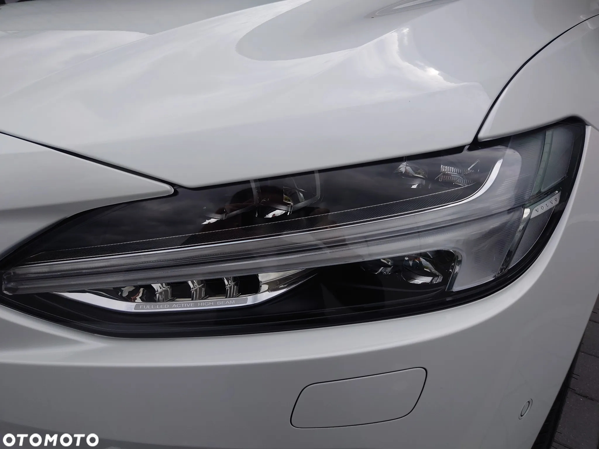 Volvo V90 T6 AWD Plug-In Hybrid Plus Dark - 15