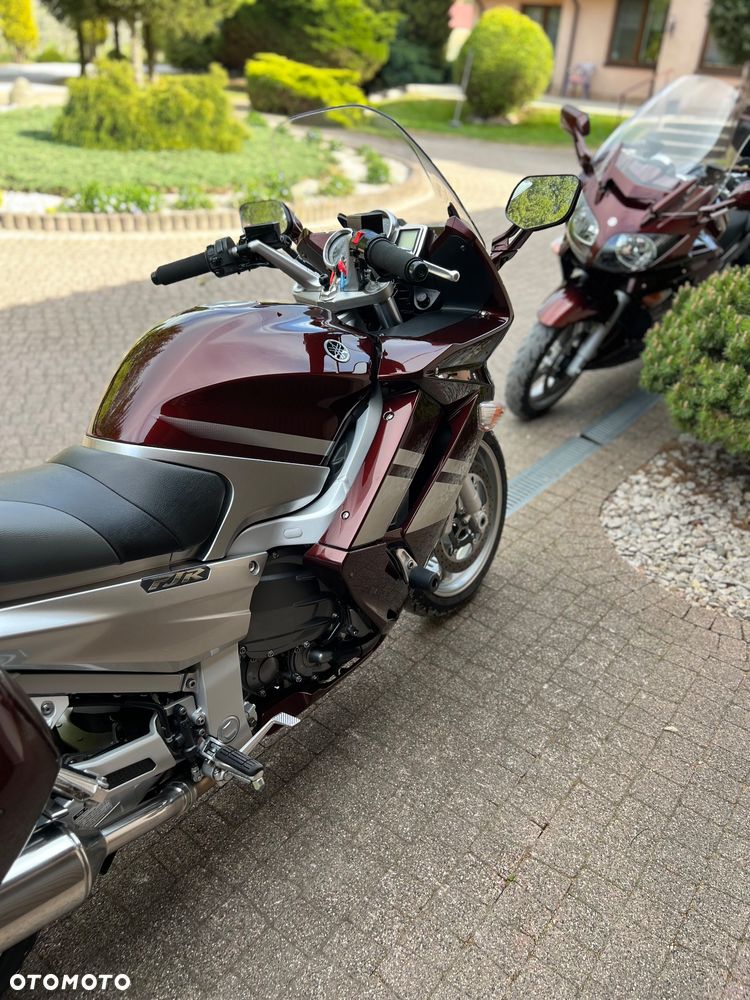 Yamaha FJR - 31
