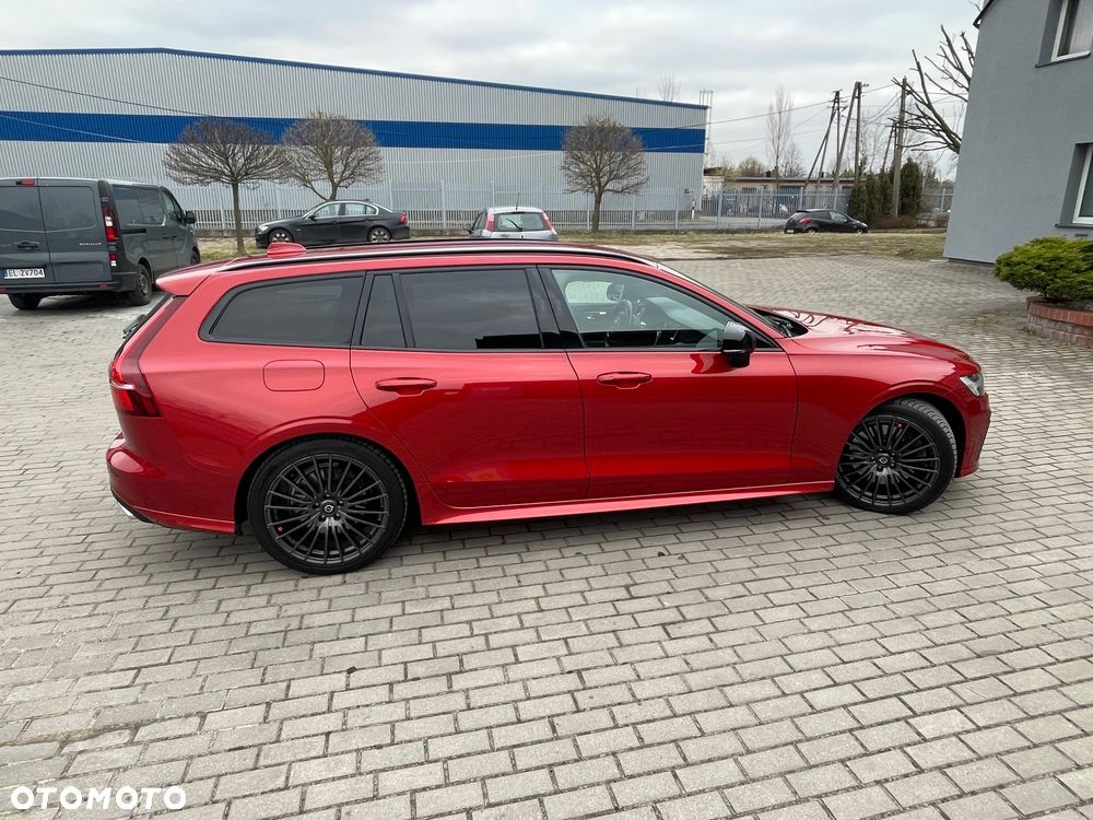 Volvo V60 B5 B AWD R-Design - 7