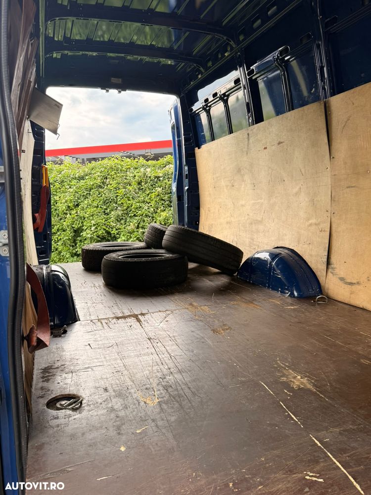 Iveco Daily 35S18V-16MC - 4