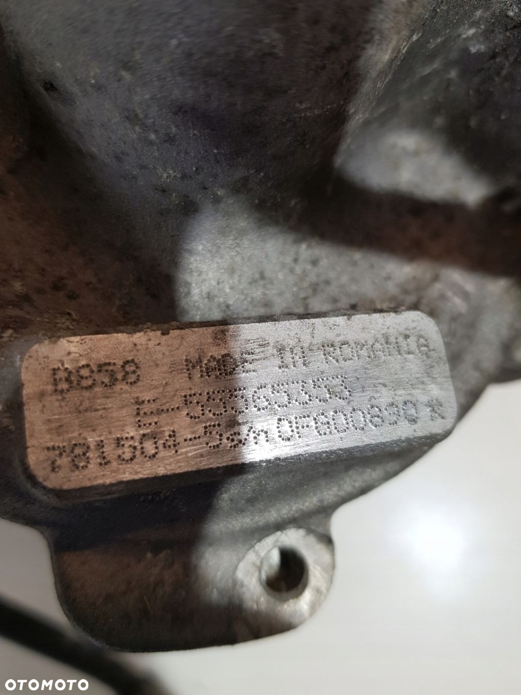 TURBOSPRĘŻARKA 55565353 OPEL ASTRA J MERIVA B 1.4T - 8