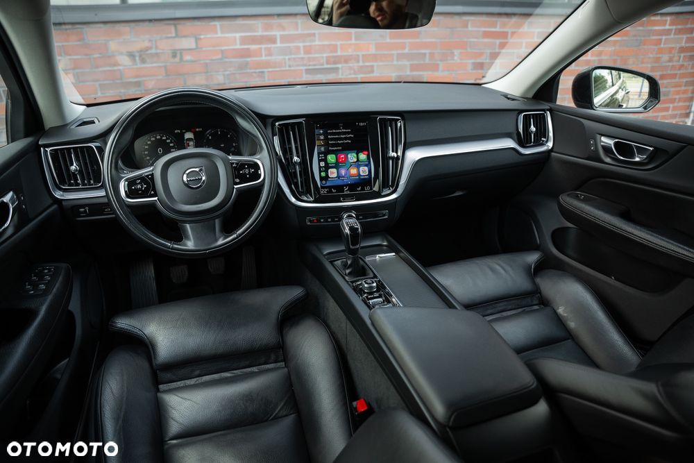 Volvo V60 D3 Momentum Core - 27
