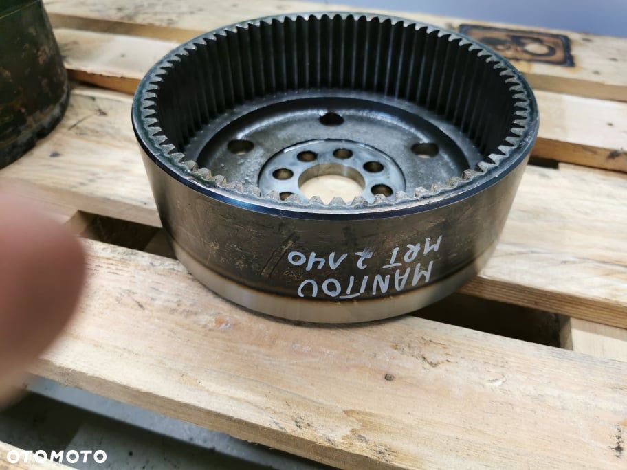 Zwolnica Manitou MRT 2145 {Clark-hurth} - 9