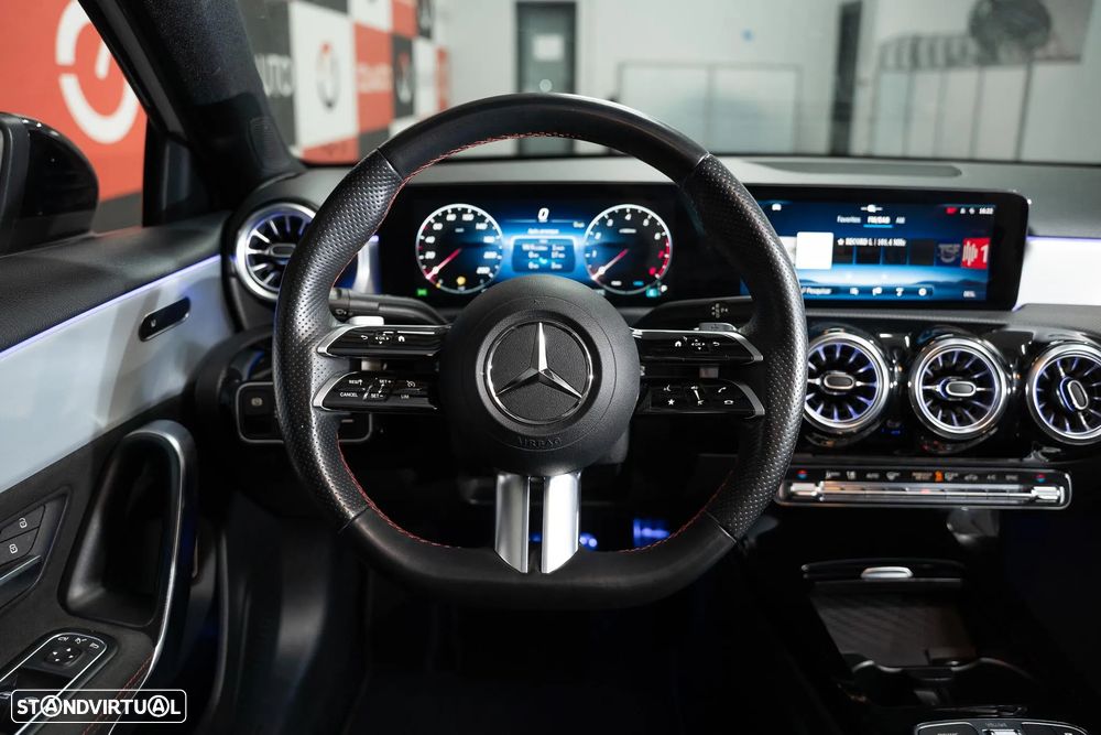 Mercedes-Benz A 200 Limousine AMG Line Aut. - 8