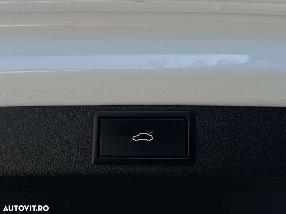 Skoda Octavia 2.0 TDI DSG Exclusive Plus - 35