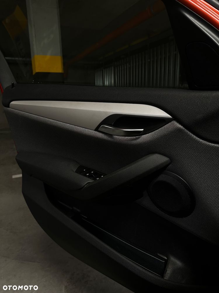 BMW X1 sDrive18i - 6