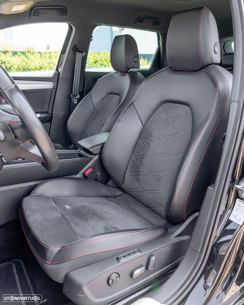 SEAT Leon ST 1.5 e-Hybrid DSG FR Black Edition - 12