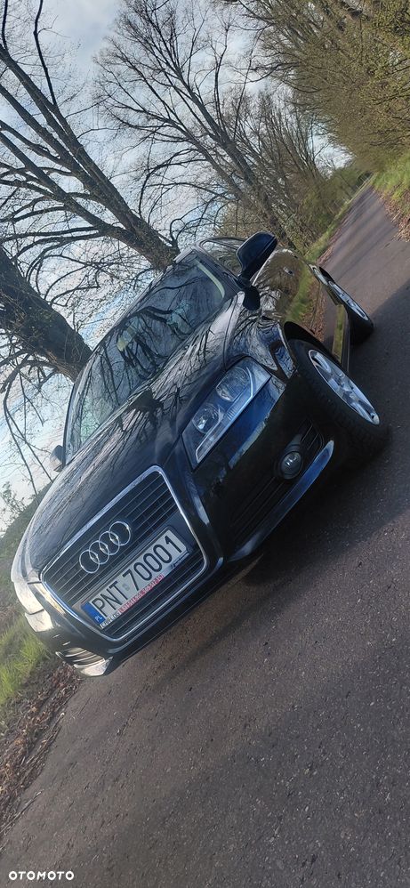Audi A3 Sportback 2.0 TDI DPF Attraction - 4
