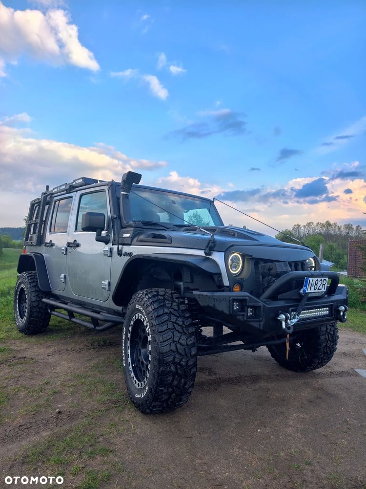 Jeep Wrangler - 2