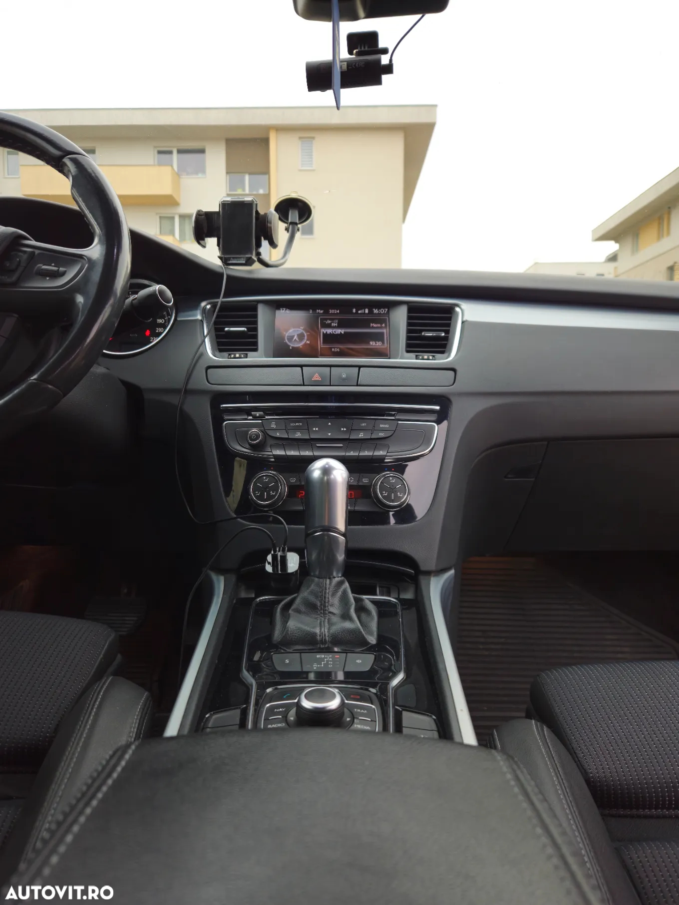Peugeot 508 2.2 HDI FAP BVA GT - 14