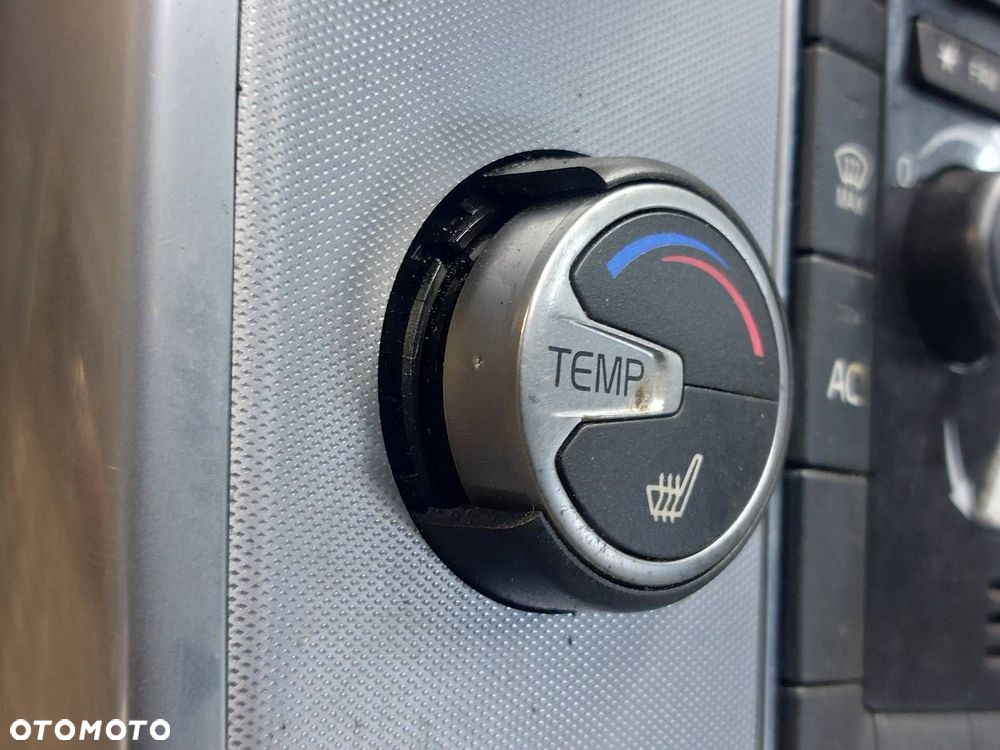 RADIO PANEL RADIA NAWIEWU WYŚWIETLACZ WZMACNIACZ WODOSPAD VOLVO V70 III - 7
