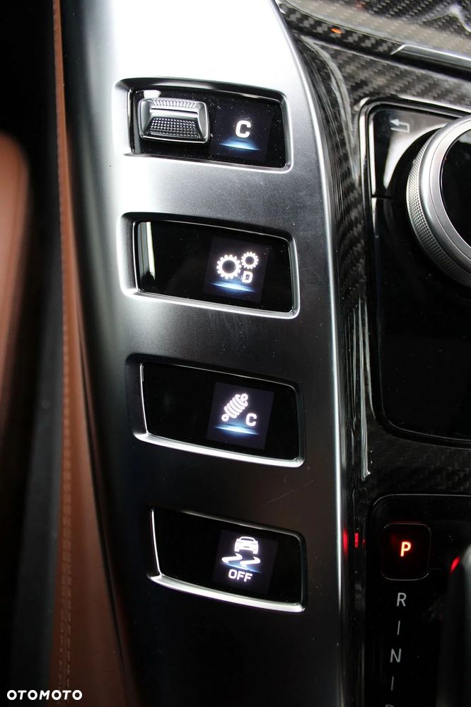 Mercedes-Benz AMG GT C - 40