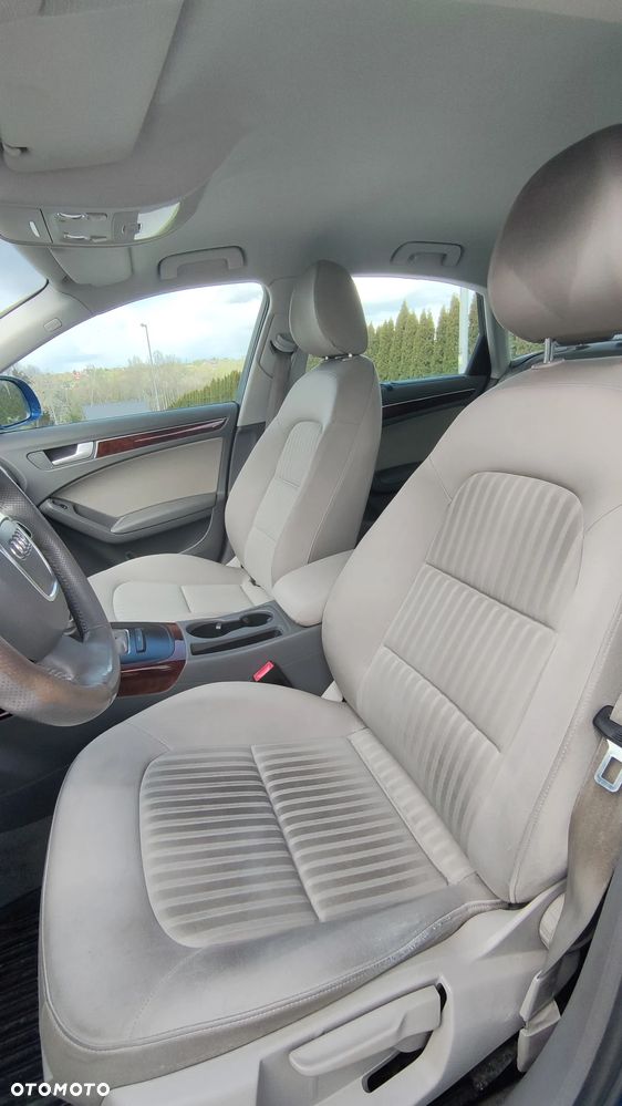 Audi A4 Limousine - 6