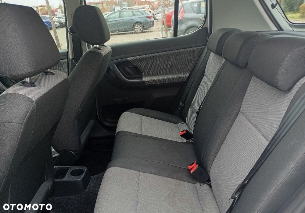 Skoda Fabia - 17