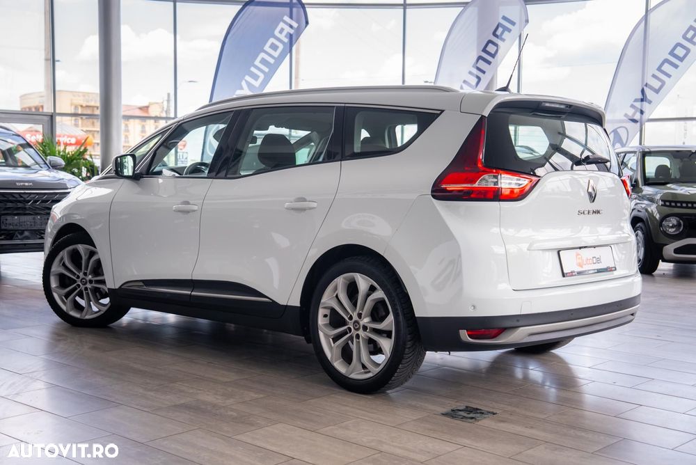 Renault Scenic ENERGY dCi 110 EDC EXPERIENCE - 11