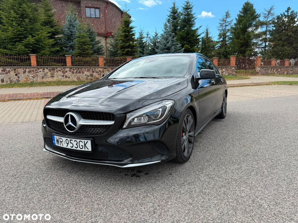 Mercedes-Benz CLA - 25