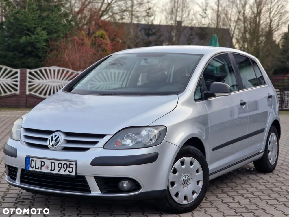 Volkswagen Golf Plus - 17