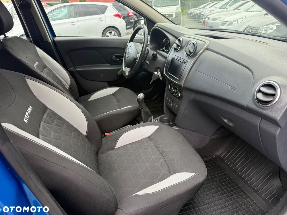 Dacia Sandero 0.9 TCe Laureate - 12