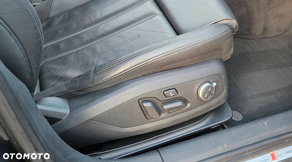 Audi A4 Avant 40 TDI Quattro S Line S tronic - 26