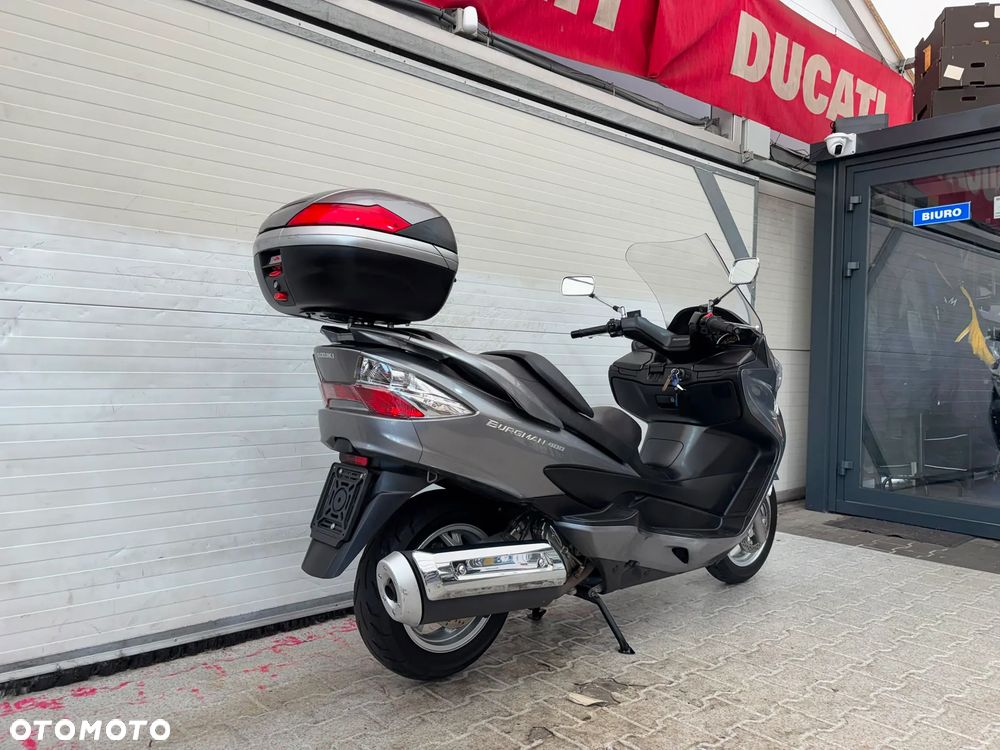 Suzuki Burgman - 7