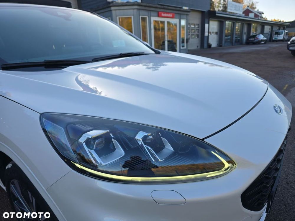 Ford Kuga 2.5 Duratec FHEV 4x4 ST-LINE - 3