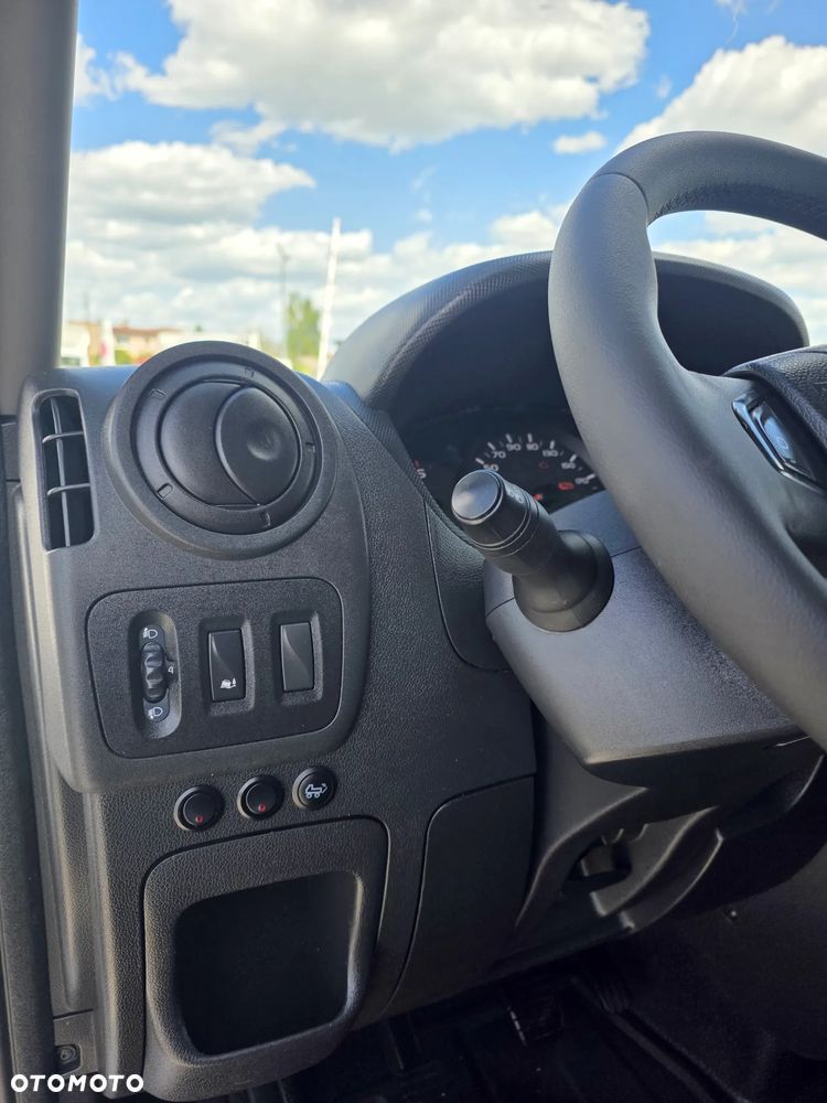 Renault MASTER 2,3 DCI 170 KONNY KONTENER 4,2M WINDA KLIMA KAMERA NAVIGACJA GWARANCJA - 15