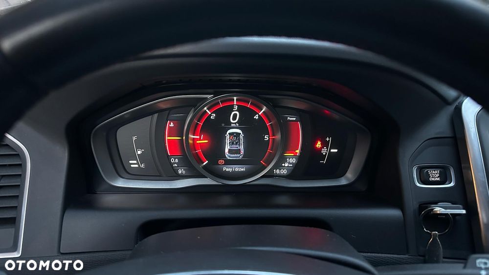 Volvo XC 60 D3 Drive-E Ocean Race - 15
