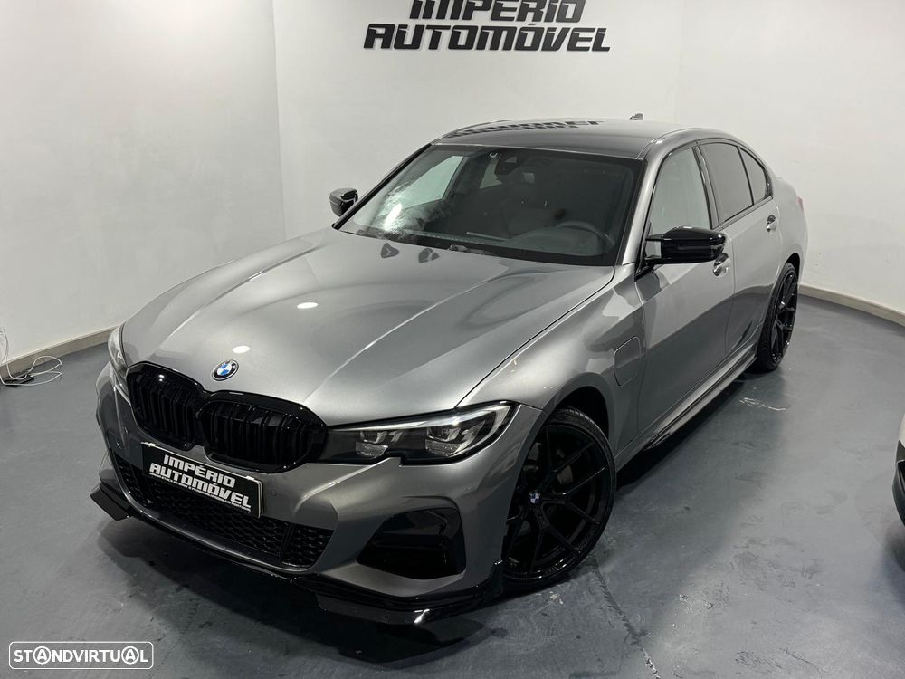 BMW 330 e Pack M Auto - 1