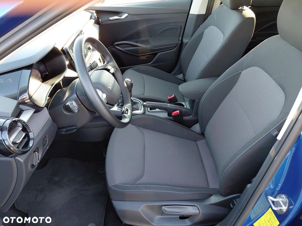 Skoda Fabia - 10