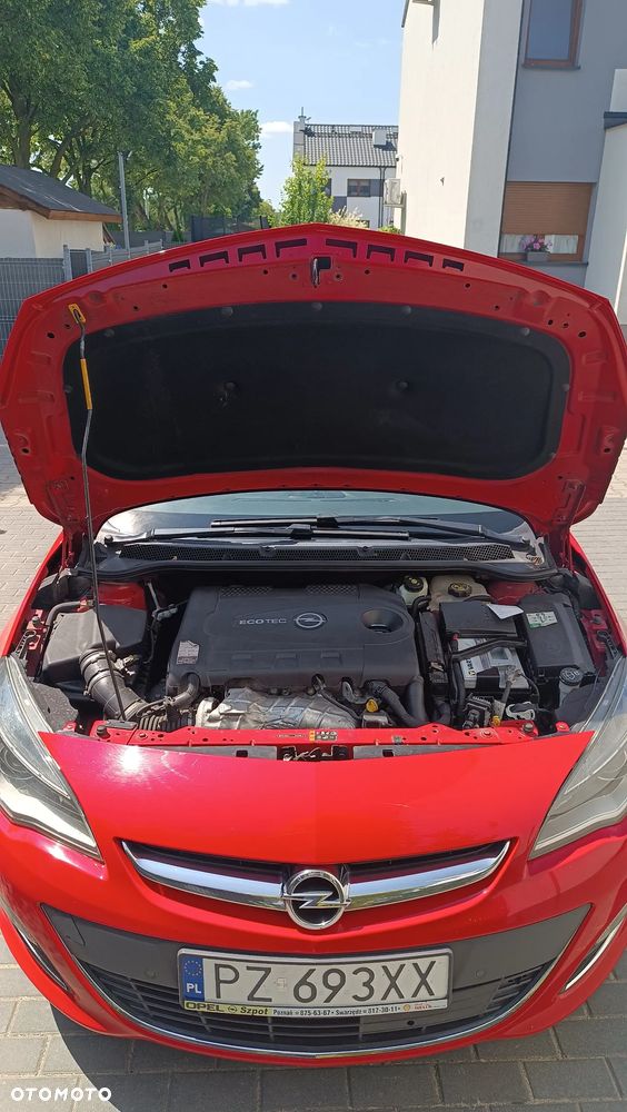 Opel Astra 2.0 CDTI Exklusiv - 8