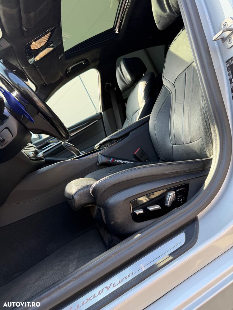 BMW Seria 5 530d xDrive AT - 10