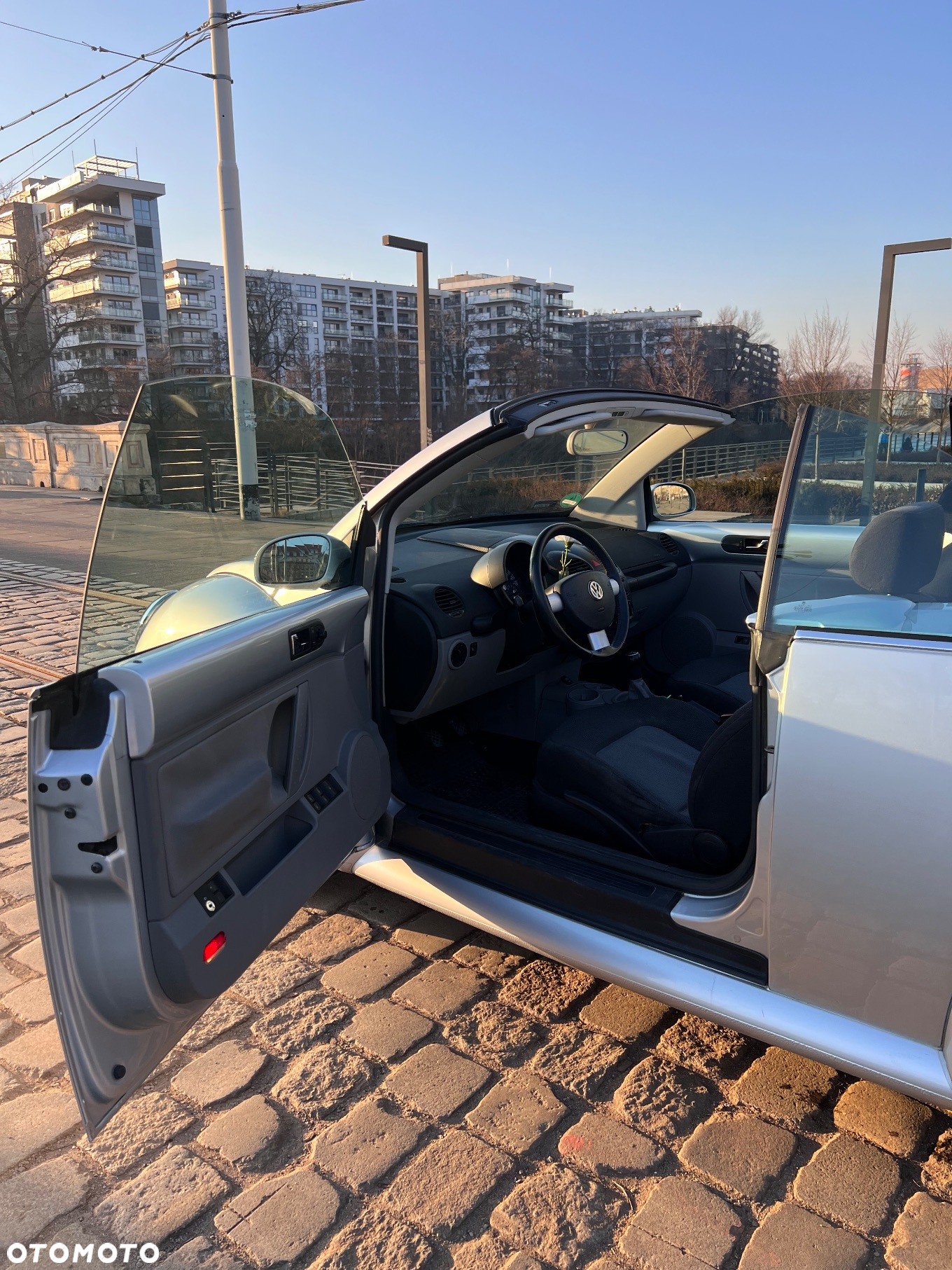 Volkswagen New Beetle Cabriolet 1.6 - 10