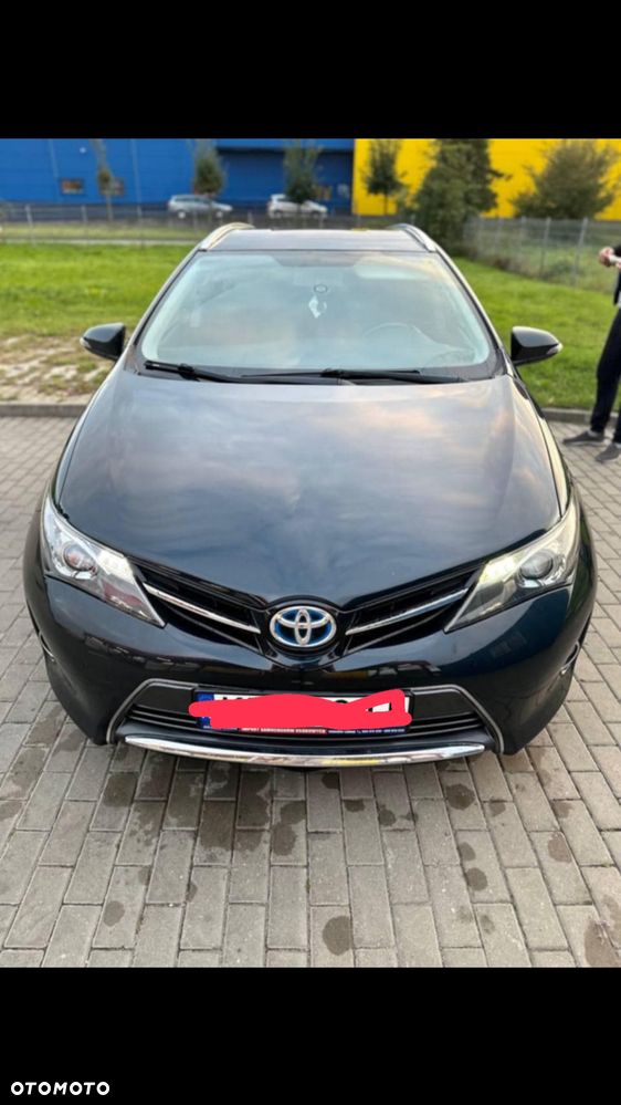 Toyota Auris 1.8 HSD Luna - 2