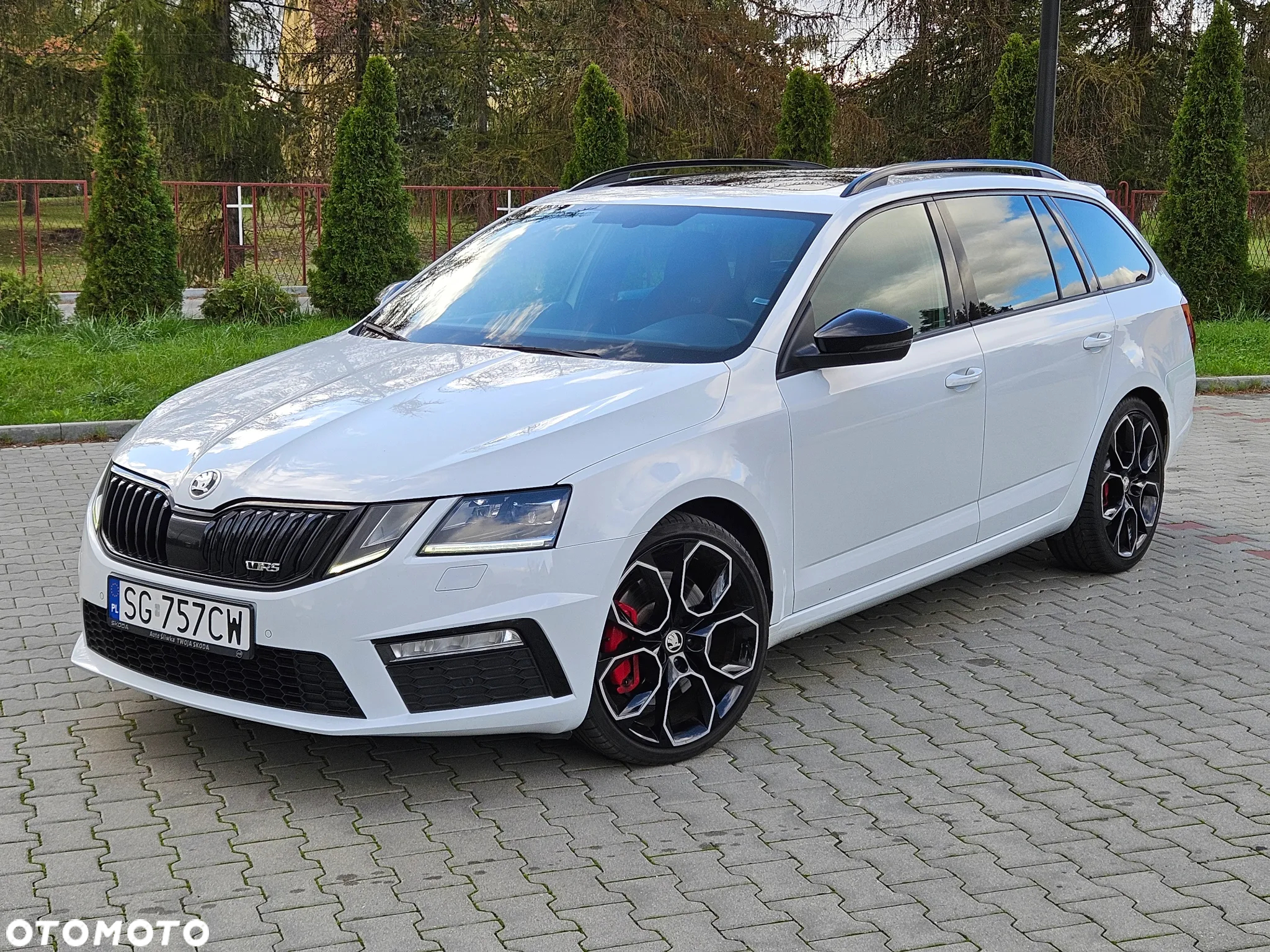 Skoda Octavia 2.0 TSI RS Challenge 245 DSG - 3