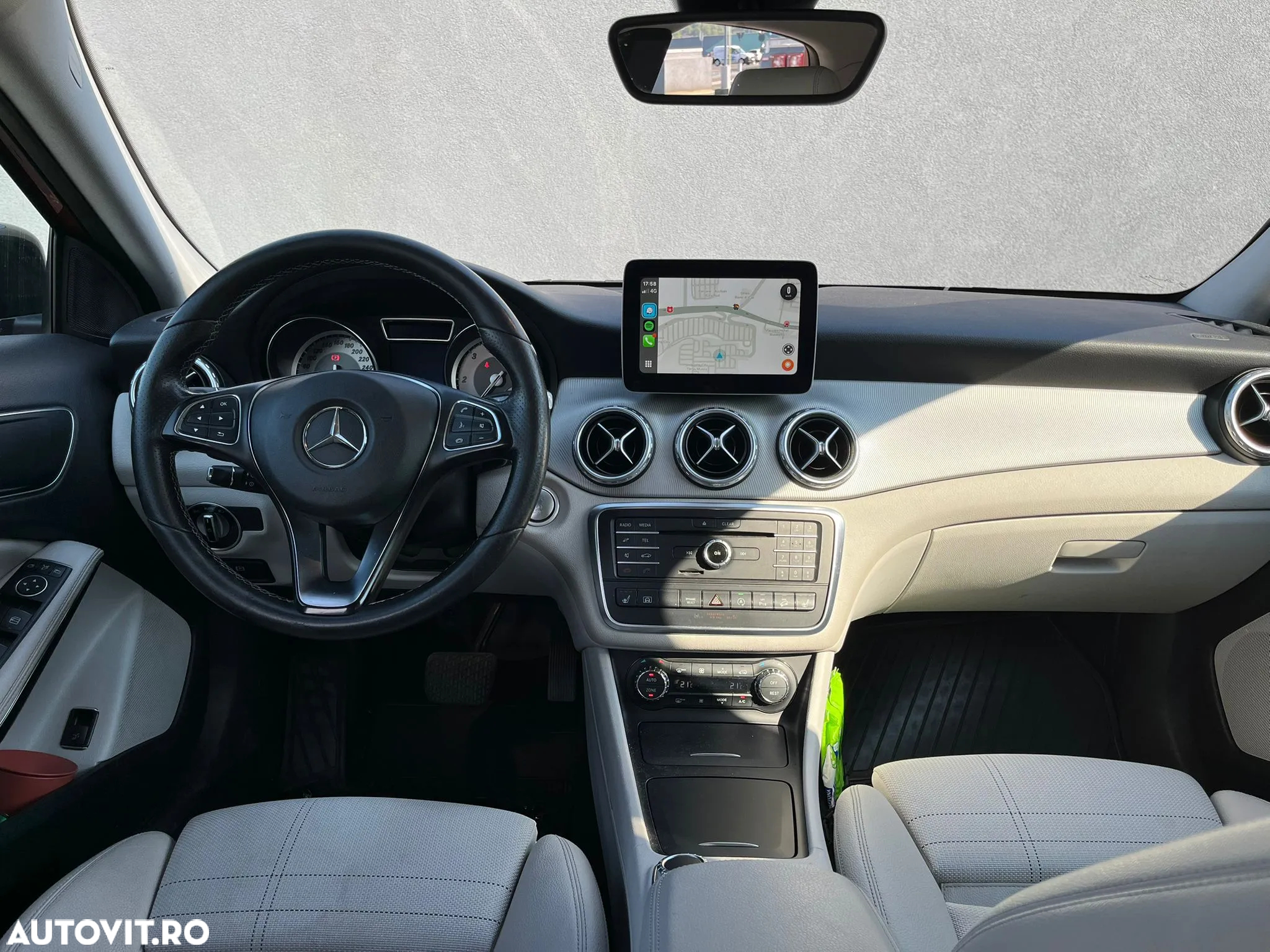 Mercedes-Benz GLA 220 d 4MATIC Aut. - 24