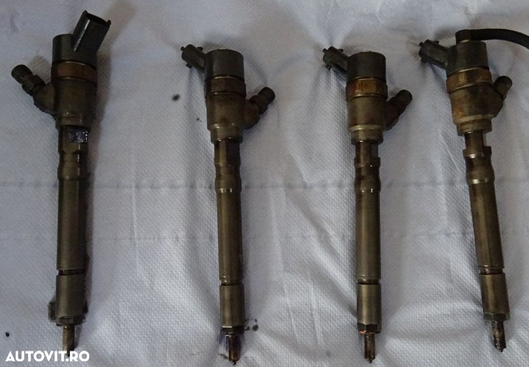 Injector Hyundai Santa Fe 2.0 CRDI din 2004 - 1
